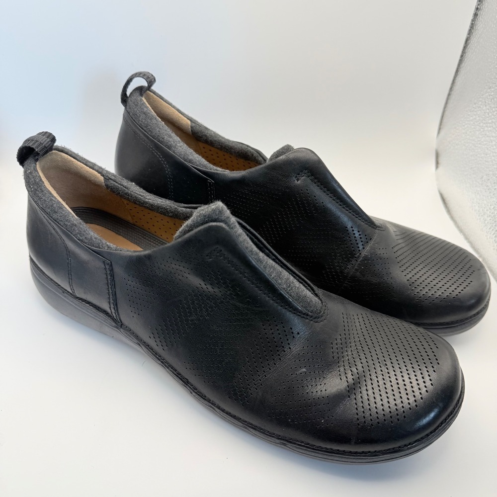 Womens Clarks Collection Un Spirit Black Leather Slip In Shoe Comfort Flat SZ 11